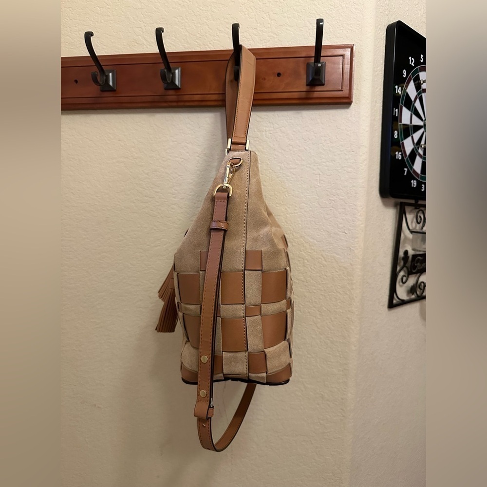 Michael Kors Suede Leather Vivian Hobo Bag - Elegant Woven Design - Picture 7 of 16